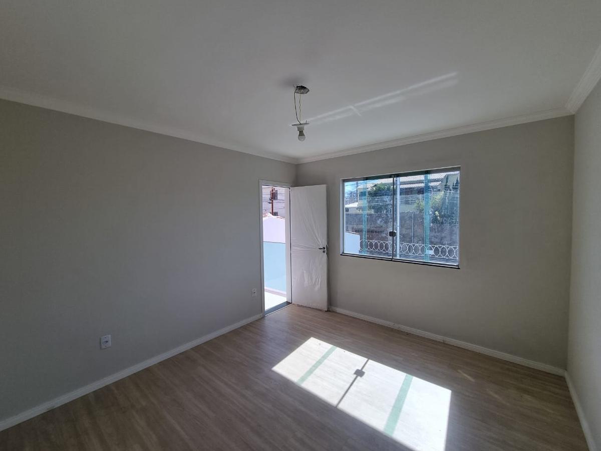 Casa, Planalto, 2 Quartos, 1 Vaga, 1 Suíte