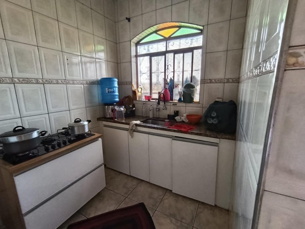 Casa, Piratininga (venda Nova), 9 Quartos, 3 Vagas, 2 Suítes