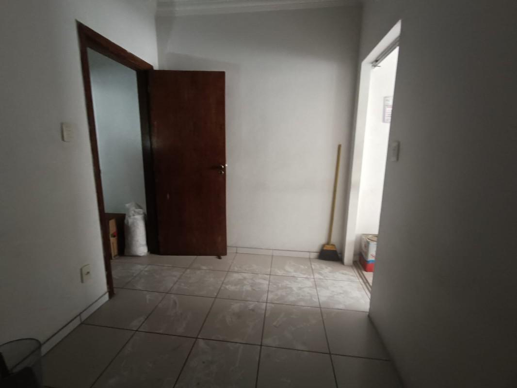 Sala, Centro, 0 Quarto, 0 Vaga