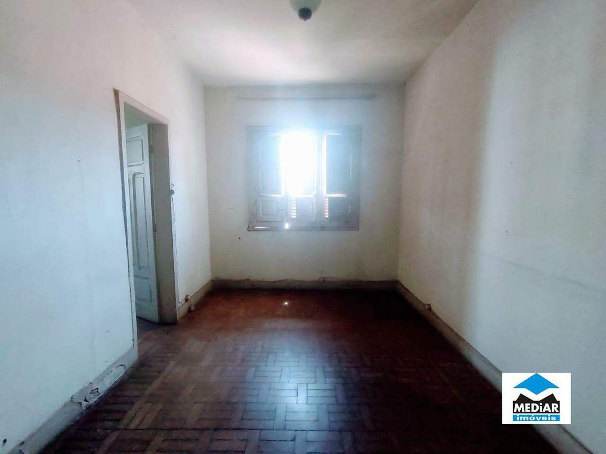 Casa, Floresta, 4 Quartos, 0 Vaga