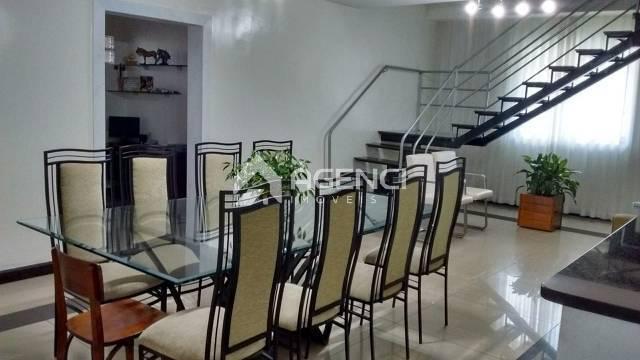 Casa, Camargos, 5 Quartos, 0 Vaga, 3 Suítes