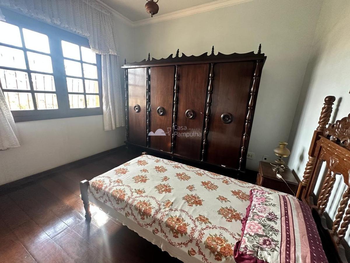 Casa, Santa Mônica, 5 Quartos, 3 Vagas, 1 Suíte