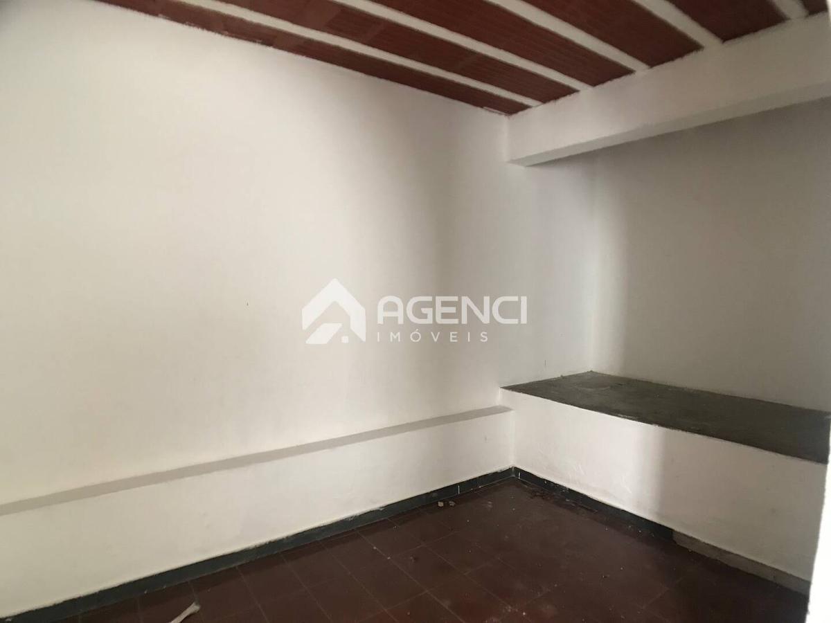 Casa, Santa Maria, 3 Quartos, 0 Vaga, 1 Suíte