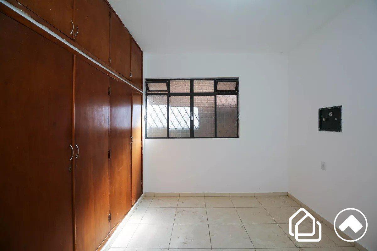 Casa, Carlos Prates, 4 Quartos, 2 Vagas
