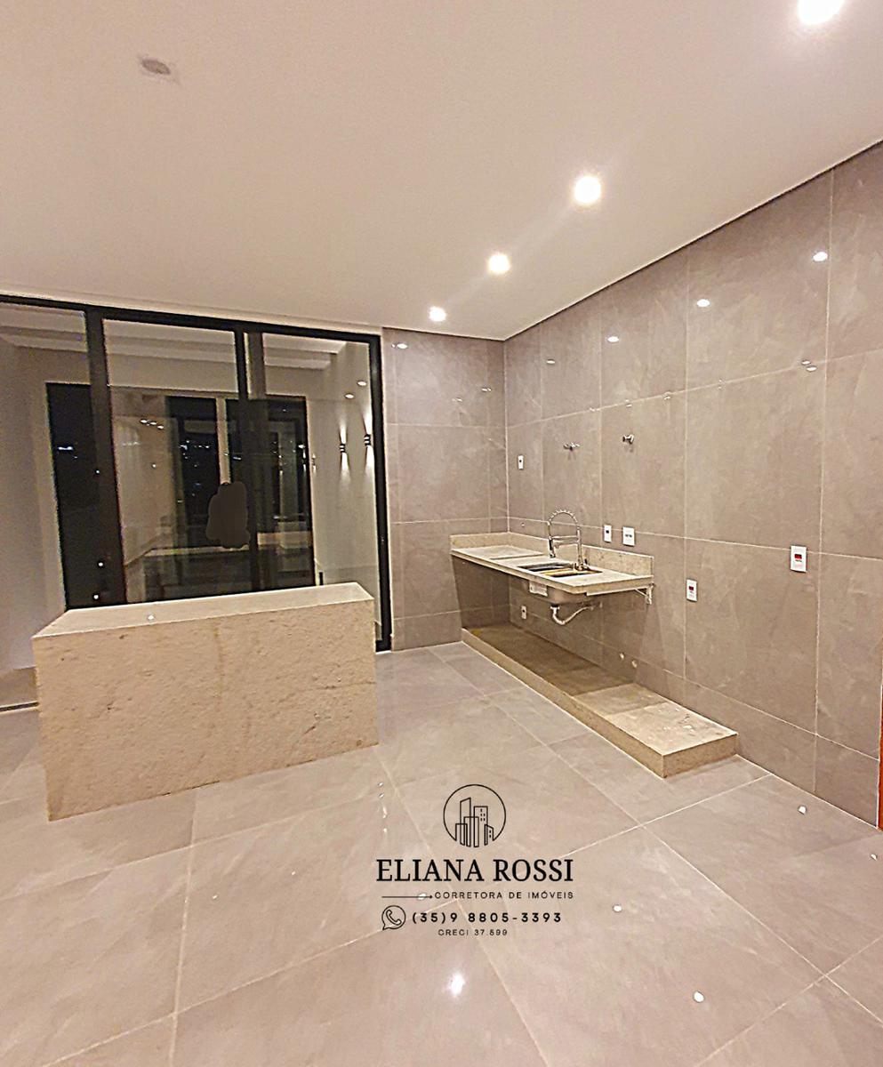 Casa, Campos Elíseos, 3 Quartos, 4 Vagas, 1 Suíte