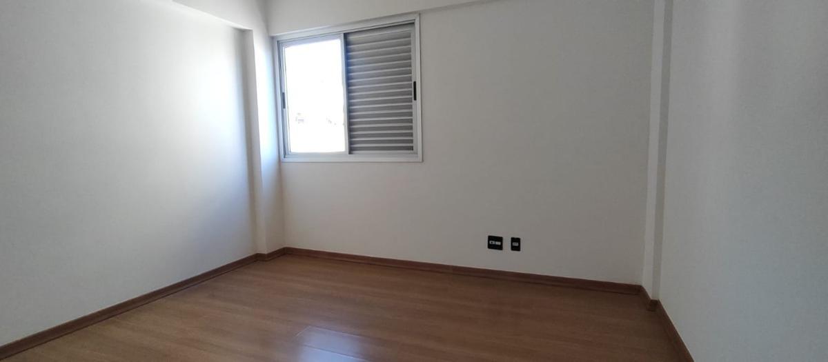 Cobertura, Buritis, 4 Quartos, 4 Vagas, 1 Suíte