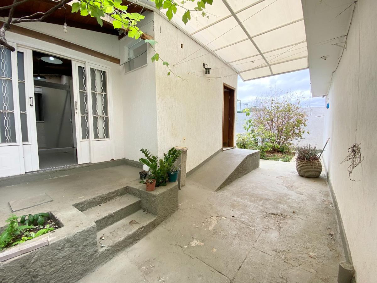 Casa Comercial, São Luiz (pampulha), 2 Quartos, 4 Vagas, 2 Suítes