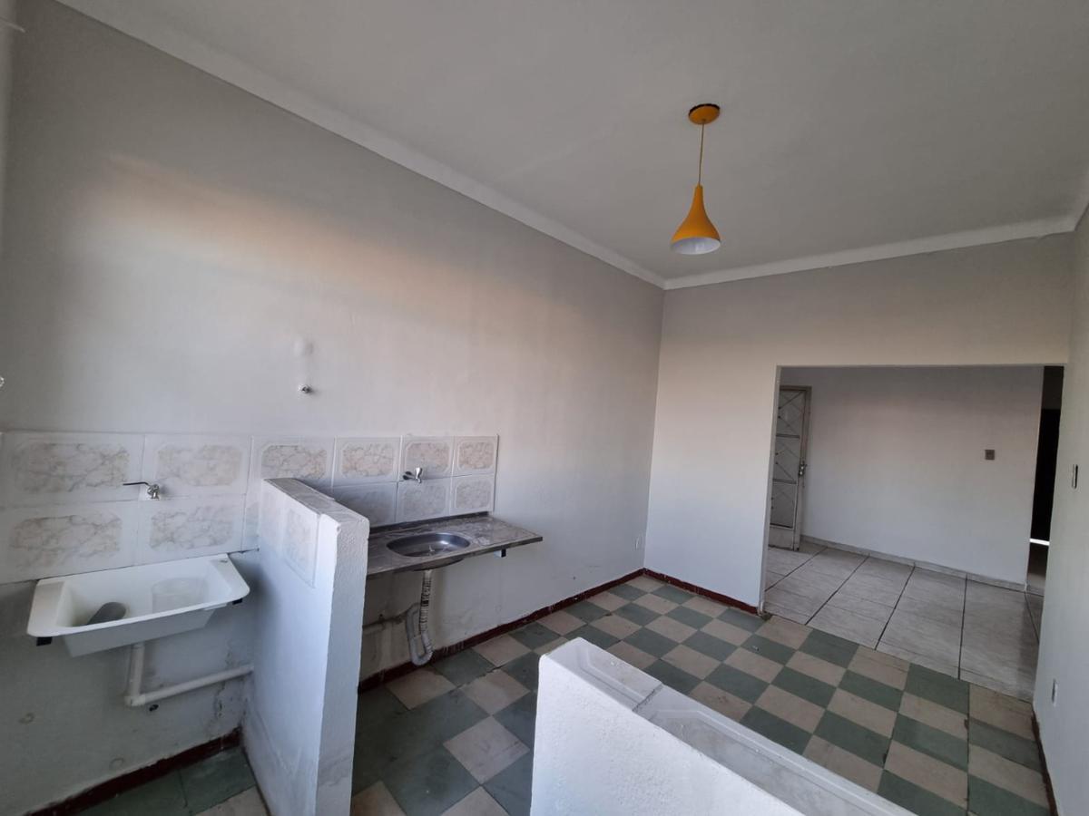 Casa, Lagoinha, 3 Quartos, 0 Vaga, 1 Suíte