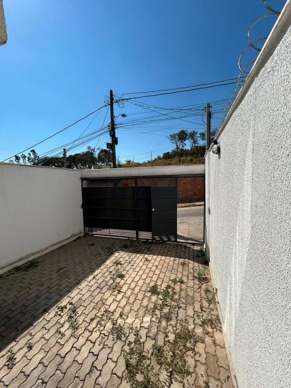 Casa, Masterville, 3 Quartos, 2 Vagas, 1 Suíte
