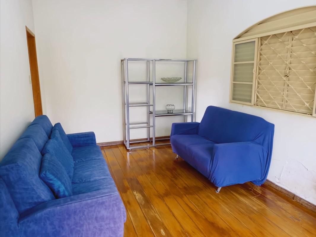 Casa, Carlos Prates, 7 Quartos, 8 Vagas