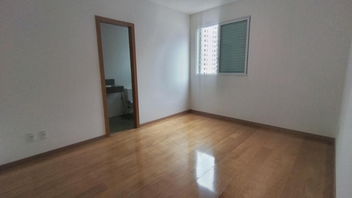 Cobertura, Buritis, 4 Quartos, 5 Vagas, 1 Suíte