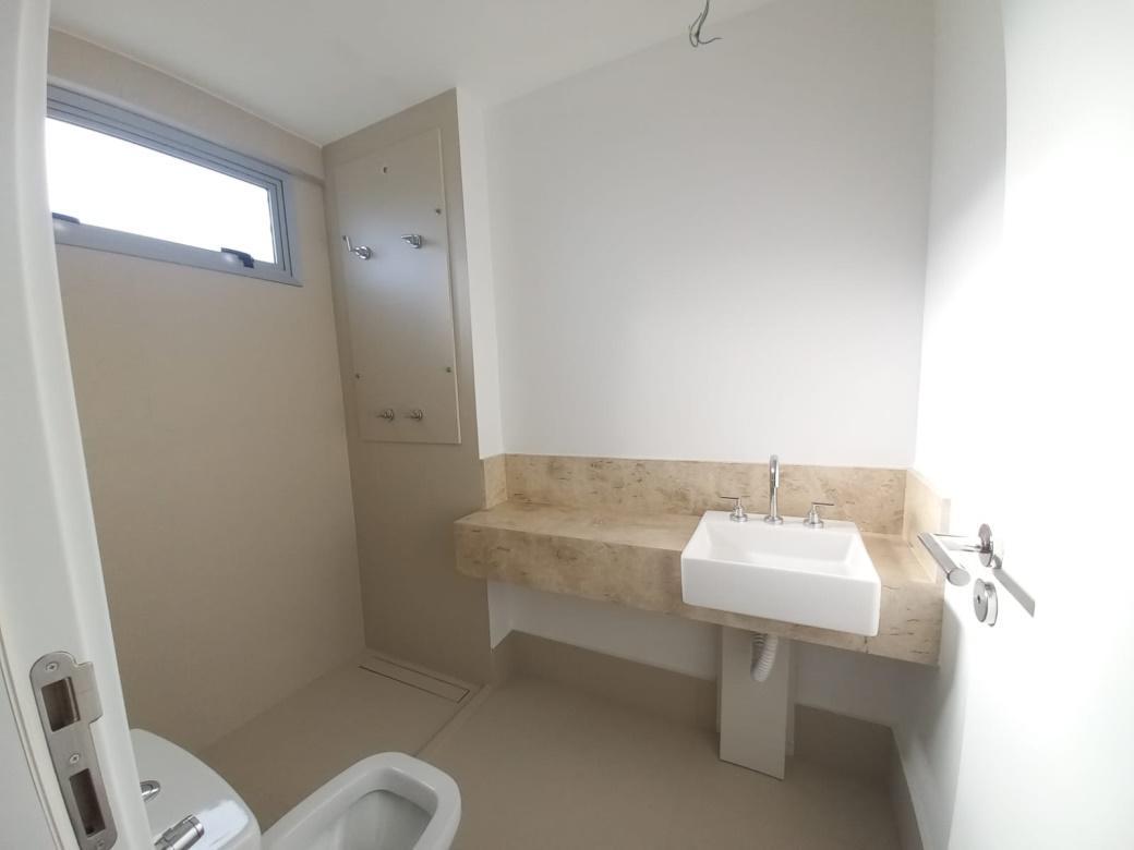 Apartamento, Funcionários, 2 Quartos, 2 Vagas, 2 Suítes