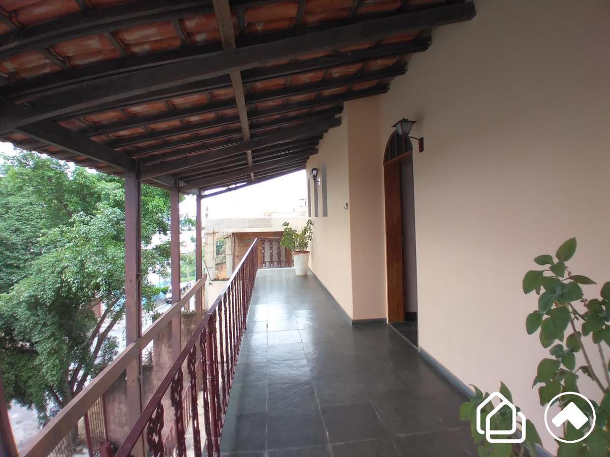Casa, Havaí, 4 Quartos, 4 Vagas, 1 Suíte