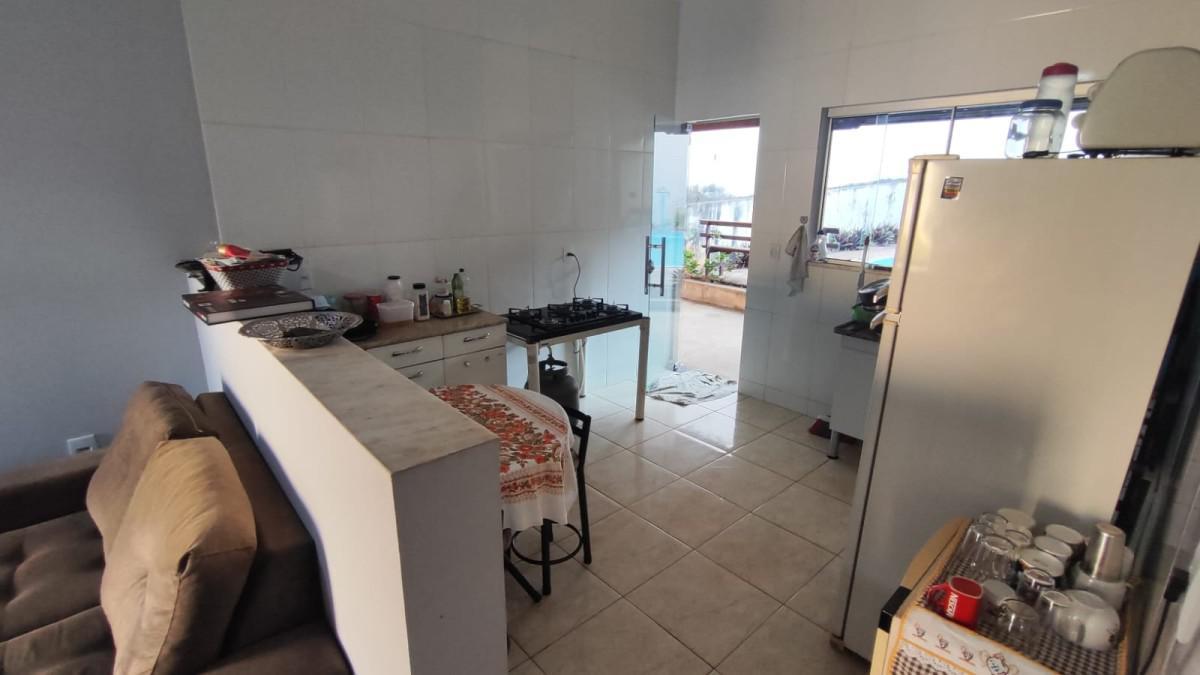 Casa, Fernão Dias, 3 Quartos, 5 Vagas, 1 Suíte