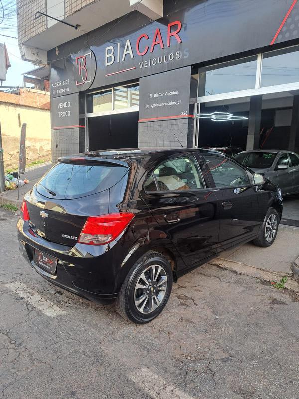 Chevrolet Onix Hatch Ltz 1.4 8v Flexpower 5p Mec.
