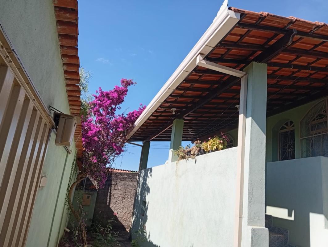 Casa, Icaivera, 3 Quartos, 2 Vagas, 1 Suíte