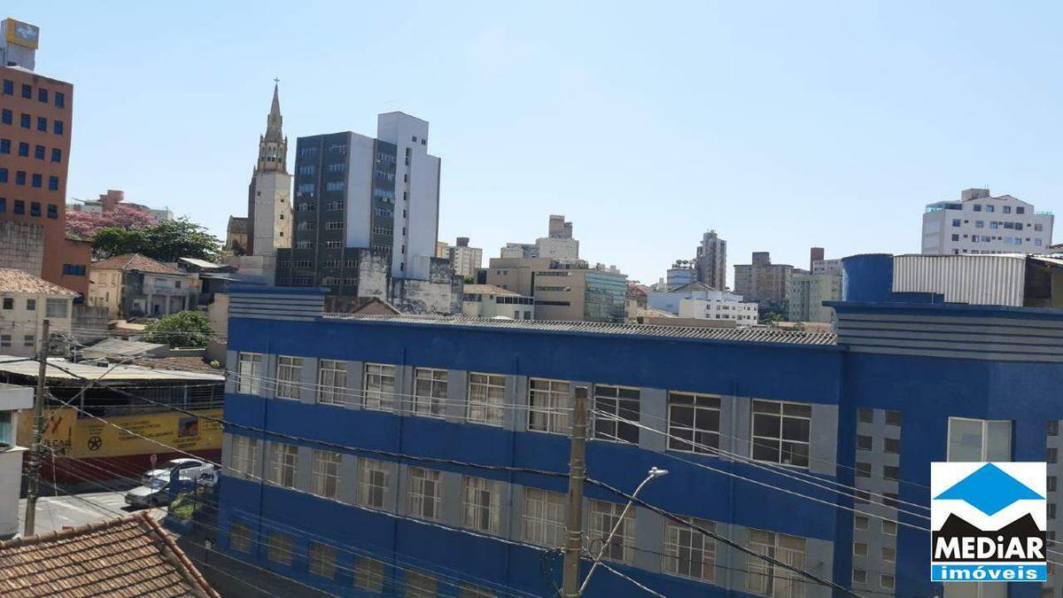 Apartamento, Floresta, 2 Quartos, 2 Vagas, 1 Suíte