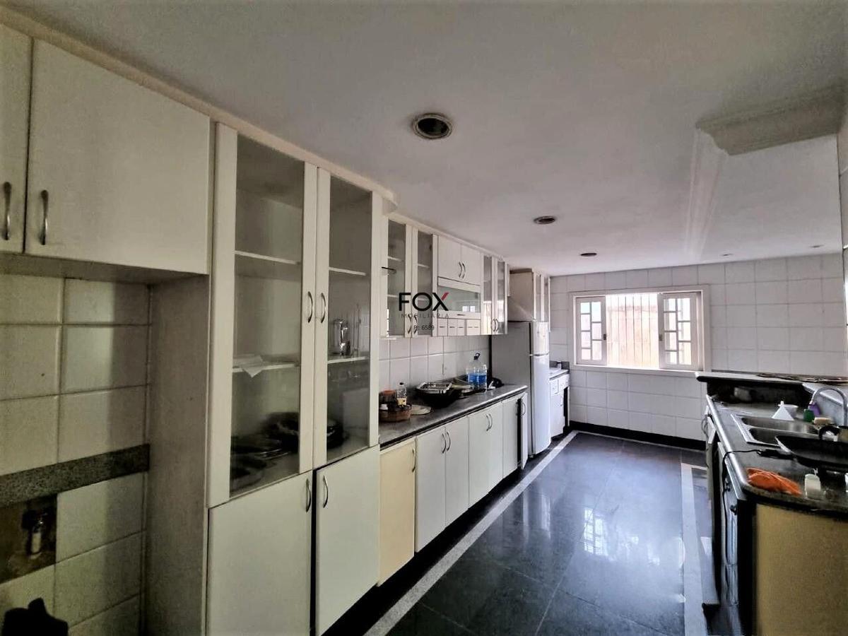 Casa, Estoril, 6 Quartos, 3 Vagas, 1 Suíte