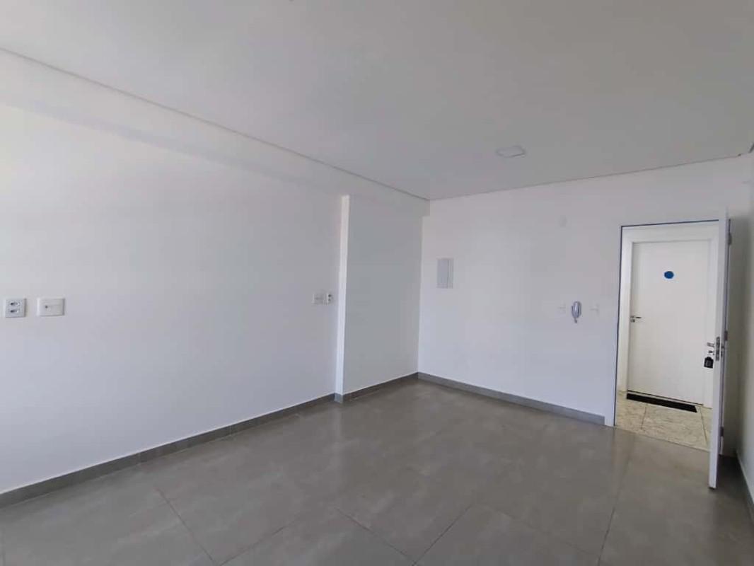 Andar, Milionários, 0 Quarto, 0 Vaga