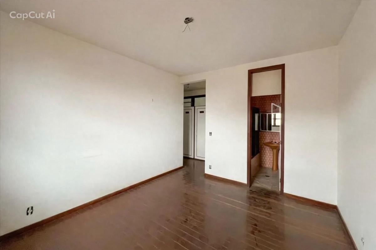 Casa, Ouro Preto, 5 Quartos, 8 Vagas, 1 Suíte