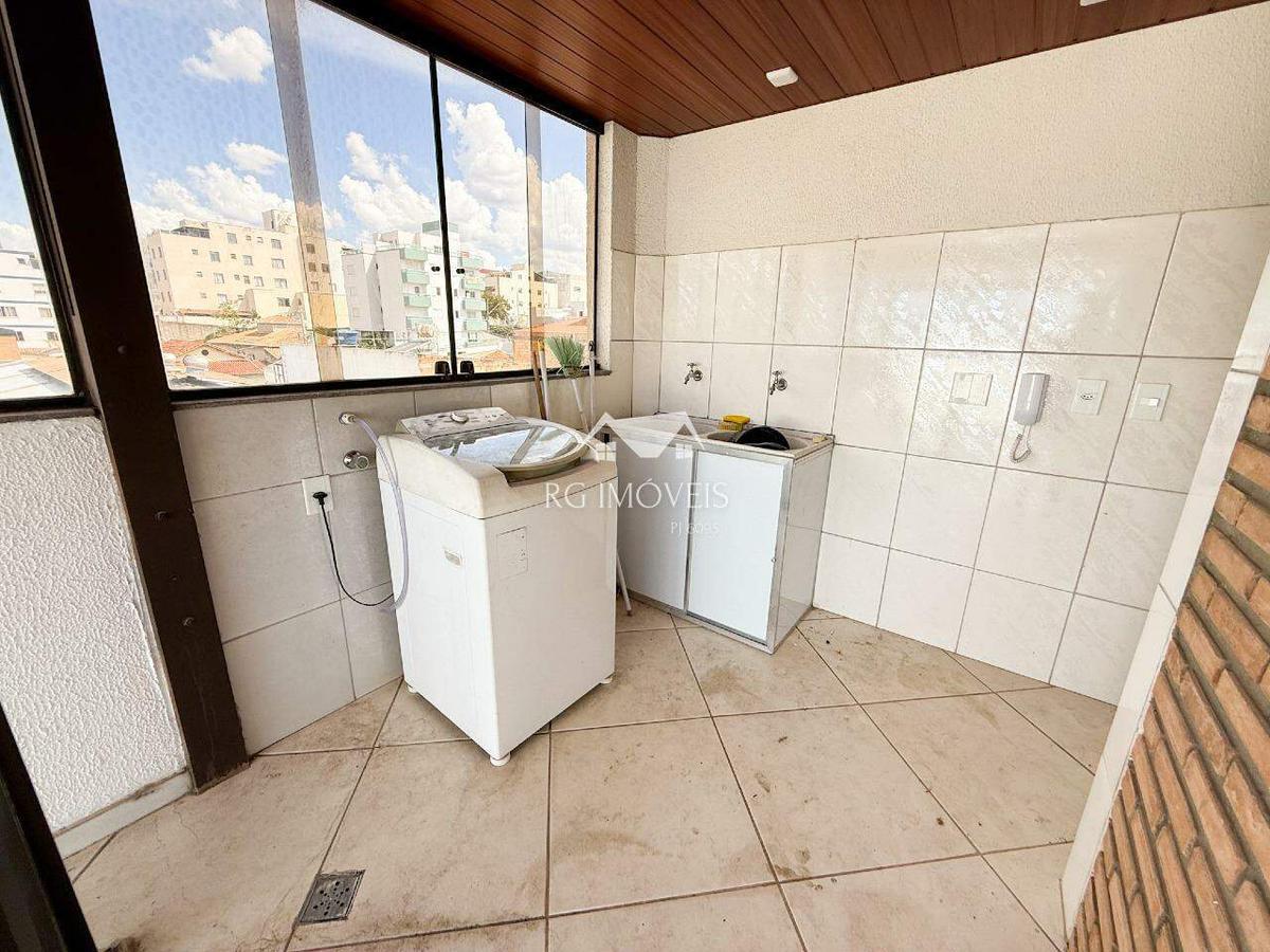 Cobertura, Inconfidentes, 3 Quartos, 1 Vaga, 1 Suíte