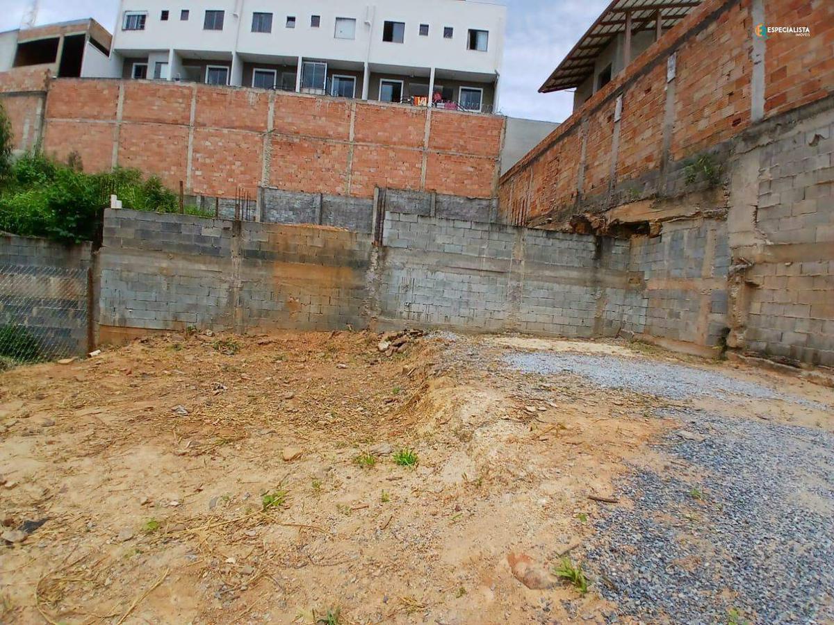 Lote, Liberdade, 0 Quarto, 0 Vaga