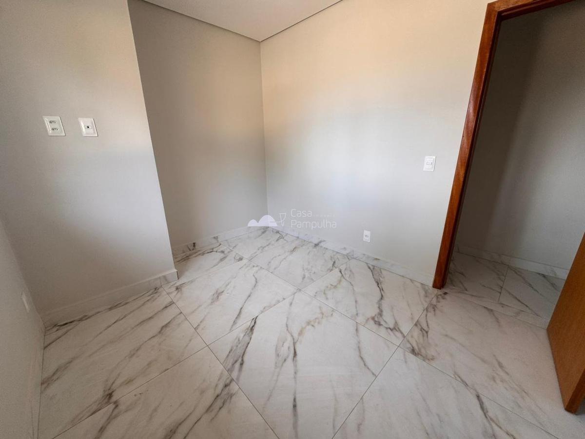 Casa, Trevo, 3 Quartos, 3 Vagas, 2 Suítes