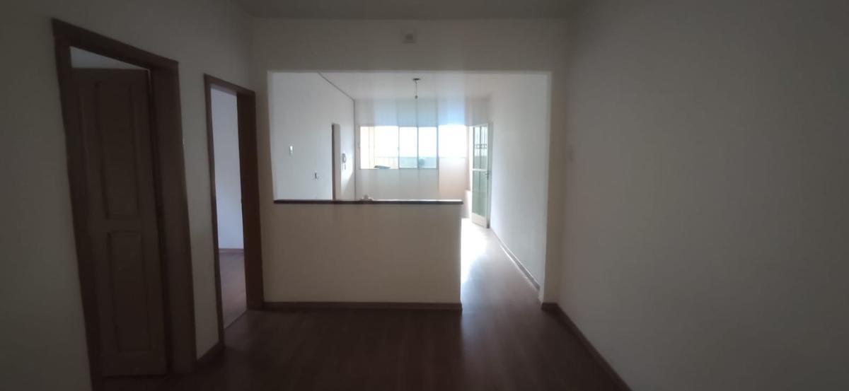 Casa, Nova Floresta, 6 Quartos, 0 Vaga, 2 Suítes