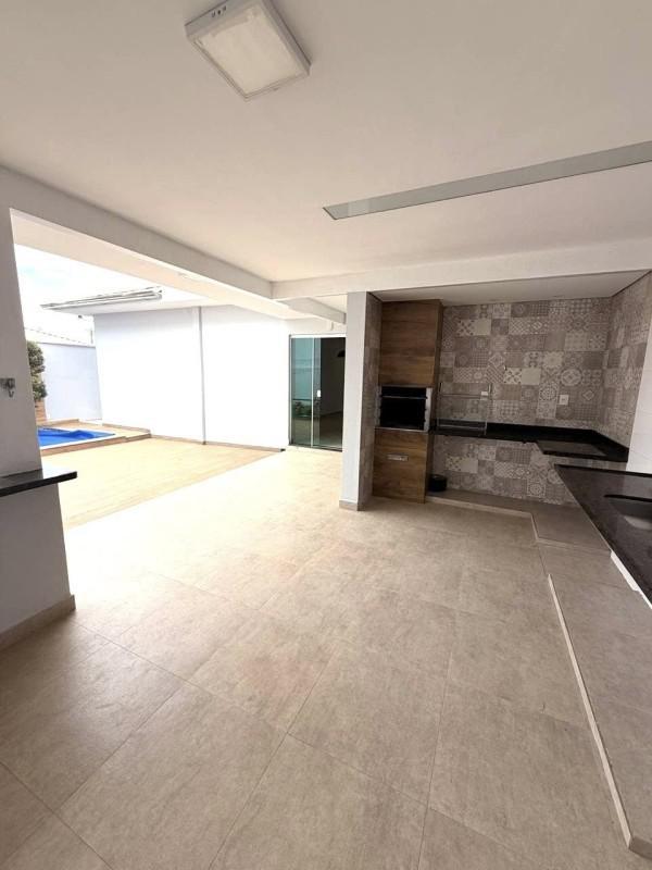 Casa, Vila Paiva, 3 Quartos, 4 Vagas, 2 Suítes