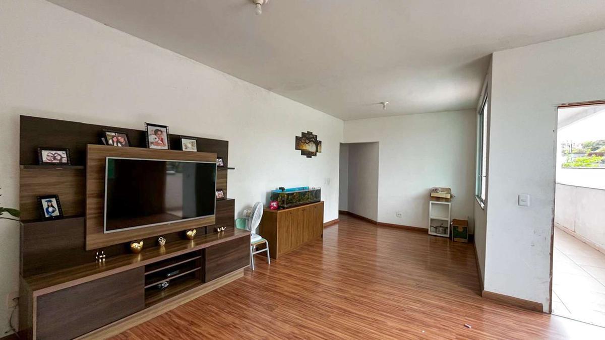 Casa, Alípio de Melo, 5 Quartos, 5 Vagas, 2 Suítes