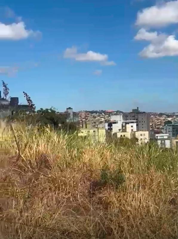 Lote, Manacás, 0 Quarto, 0 Vaga