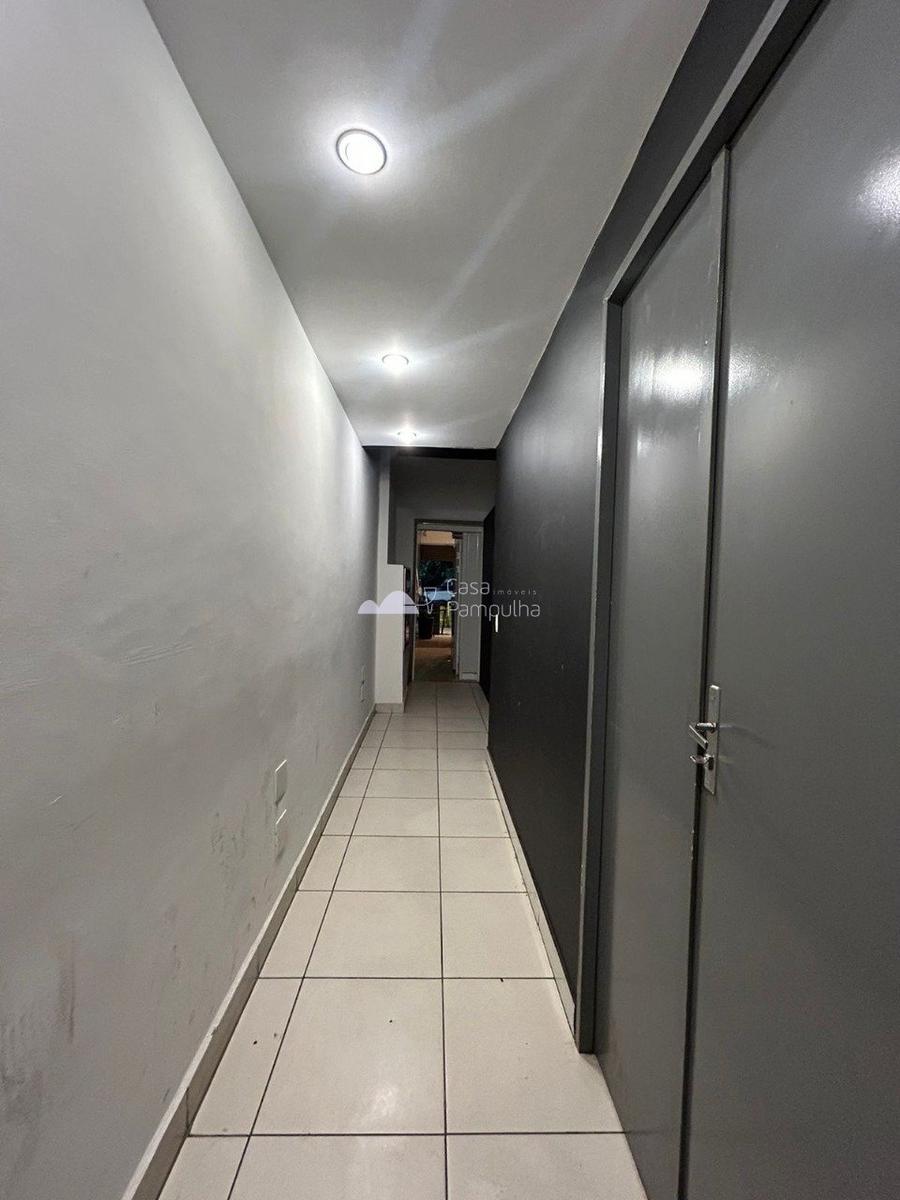 Galpão, São José, 0 Quarto, 1 Vaga