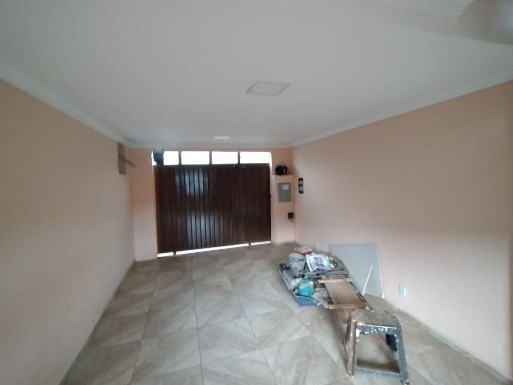 Casa, Vila Santa Cruz, 2 Quartos, 0 Vaga, 1 Suíte