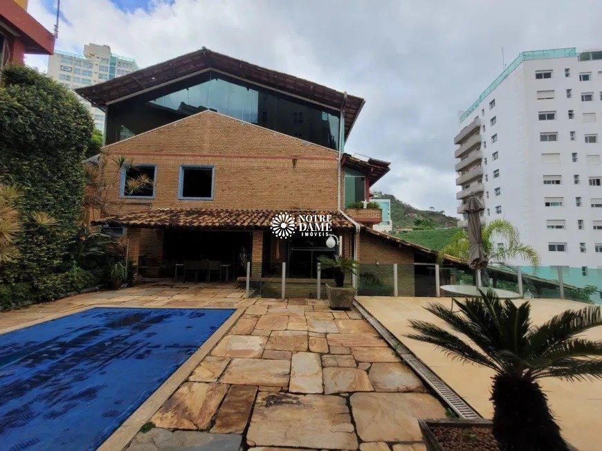 Casa, Santa Lúcia, 10 Quartos, 5 Vagas, 2 Suítes