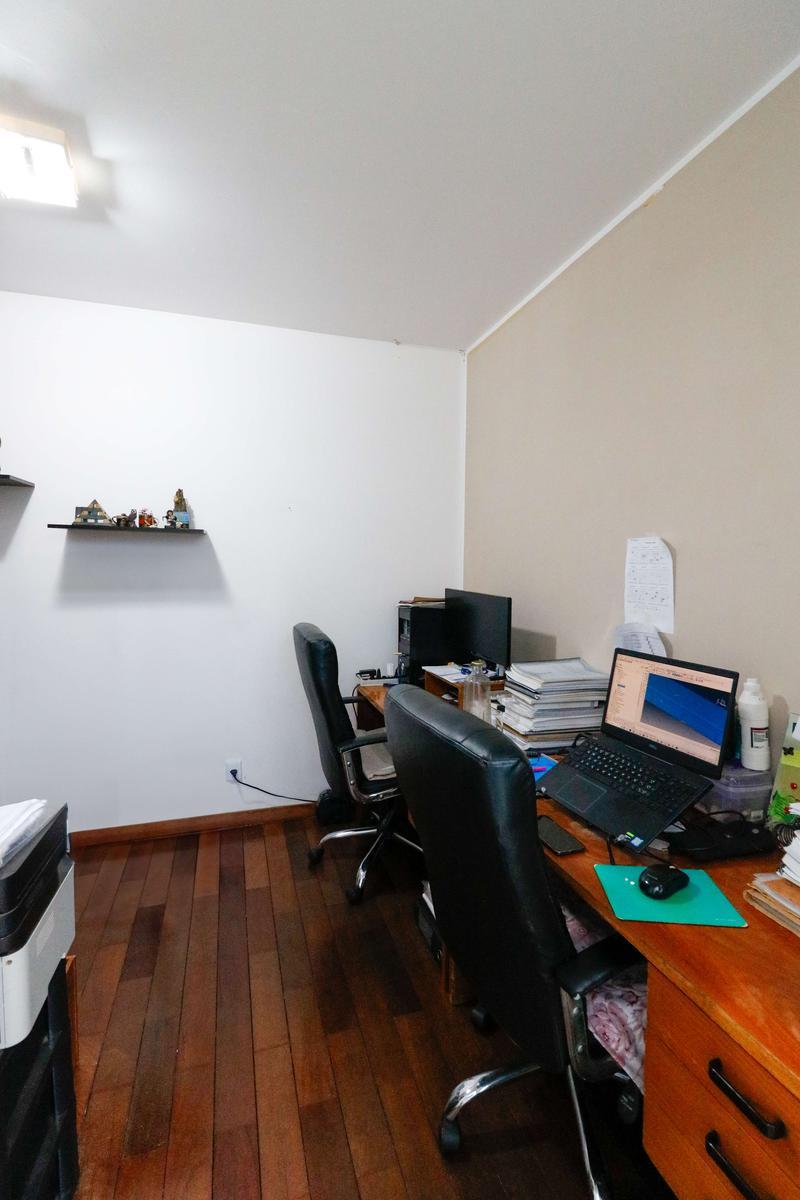 Casa, Buritis, 2 Quartos, 2 Vagas, 1 Suíte