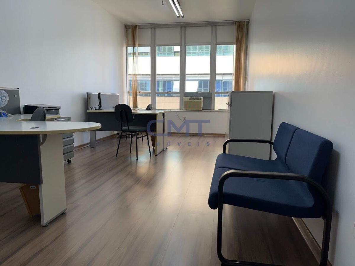Sala, Funcionários, 0 Quarto, 1 Vaga