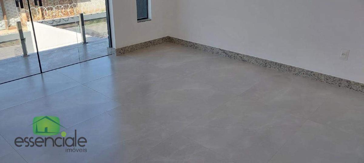 Casa, Lúcio de Abreu, 3 Quartos, 3 Vagas, 1 Suíte