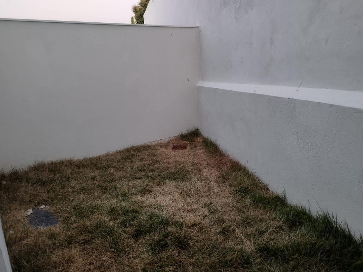 Casa, Floramar, 3 Quartos, 2 Vagas, 1 Suíte