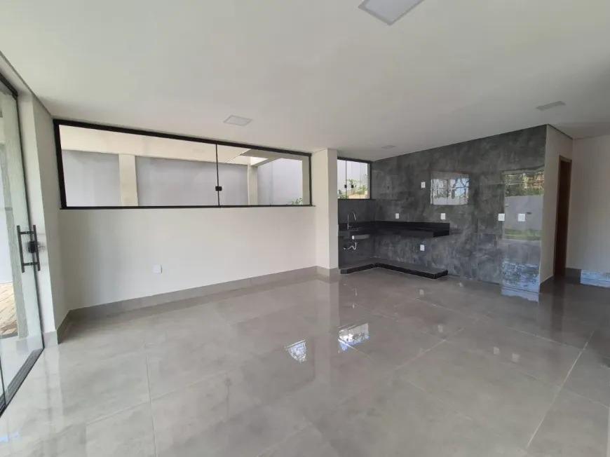 Casa, Mariposas, 4 Quartos, 2 Vagas, 2 Suítes