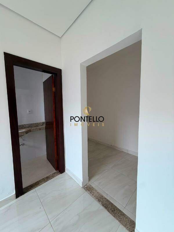 Casa, Dona Dora, 3 Quartos, 2 Vagas, 1 Suíte