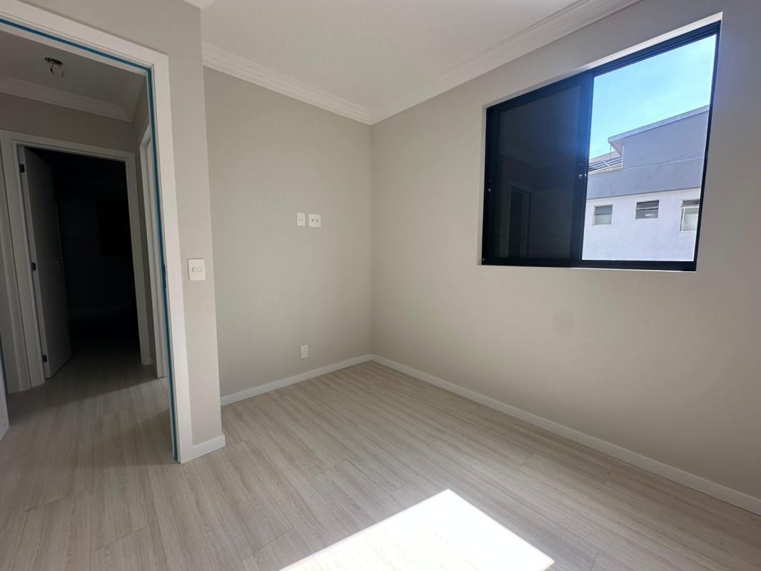 Apartamento, Sagrada Família, 3 Quartos, 2 Vagas, 1 Suíte