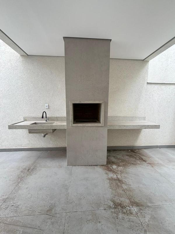 Casa, Planalto, 3 Quartos, 3 Vagas, 2 Suítes