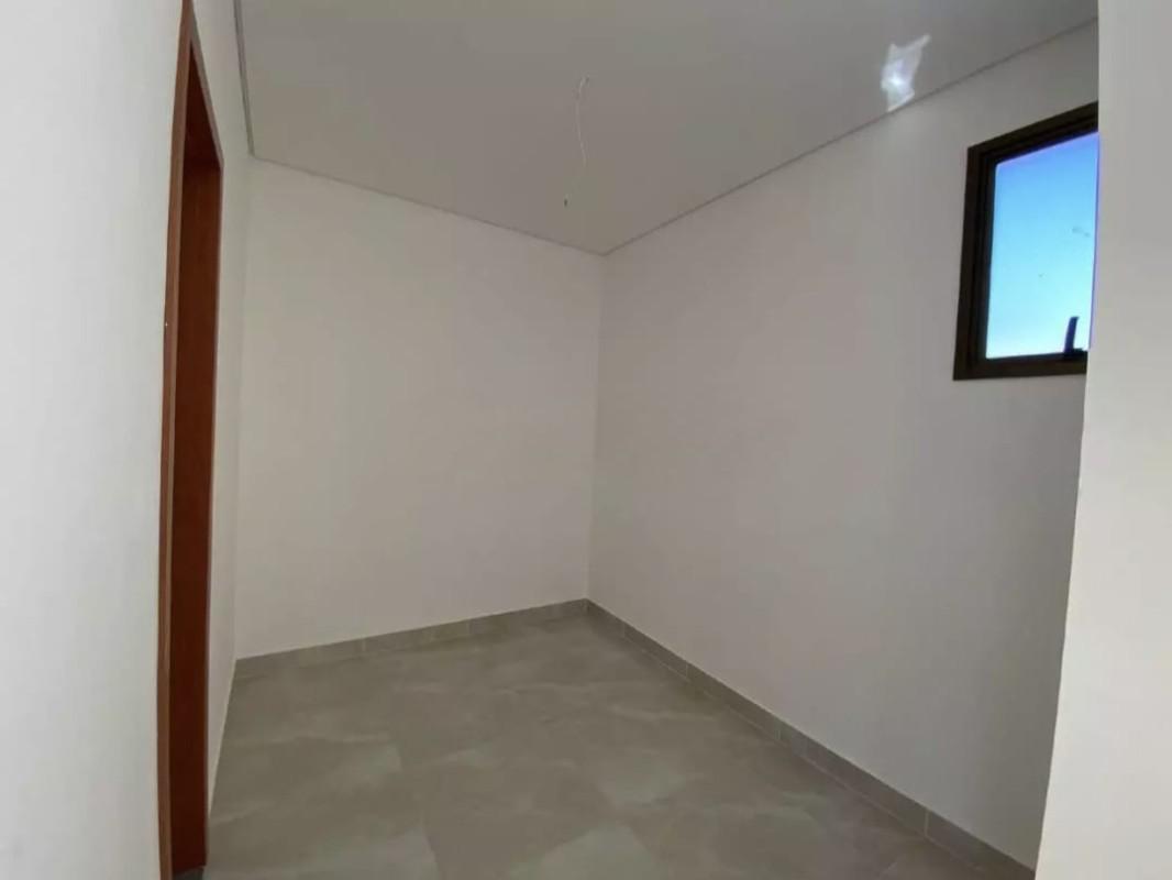 Casa, Trevo, 3 Quartos, 2 Vagas, 1 Suíte