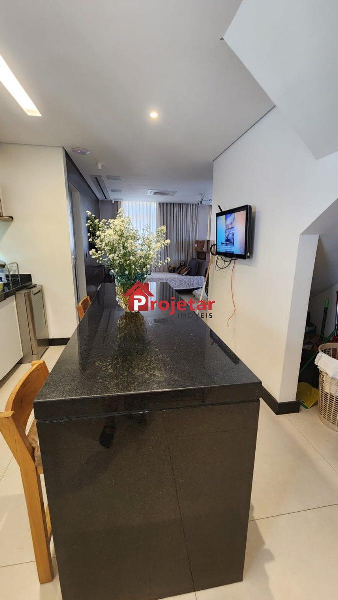 Cobertura, Sagrada Família, 4 Quartos, 2 Vagas, 2 Suítes