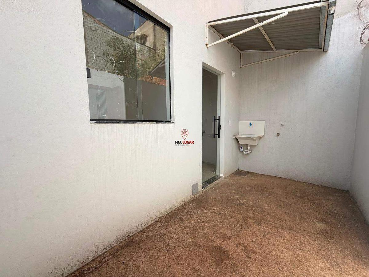 Casa, Novo Barreirinho, 3 Quartos, 1 Vaga, 1 Suíte