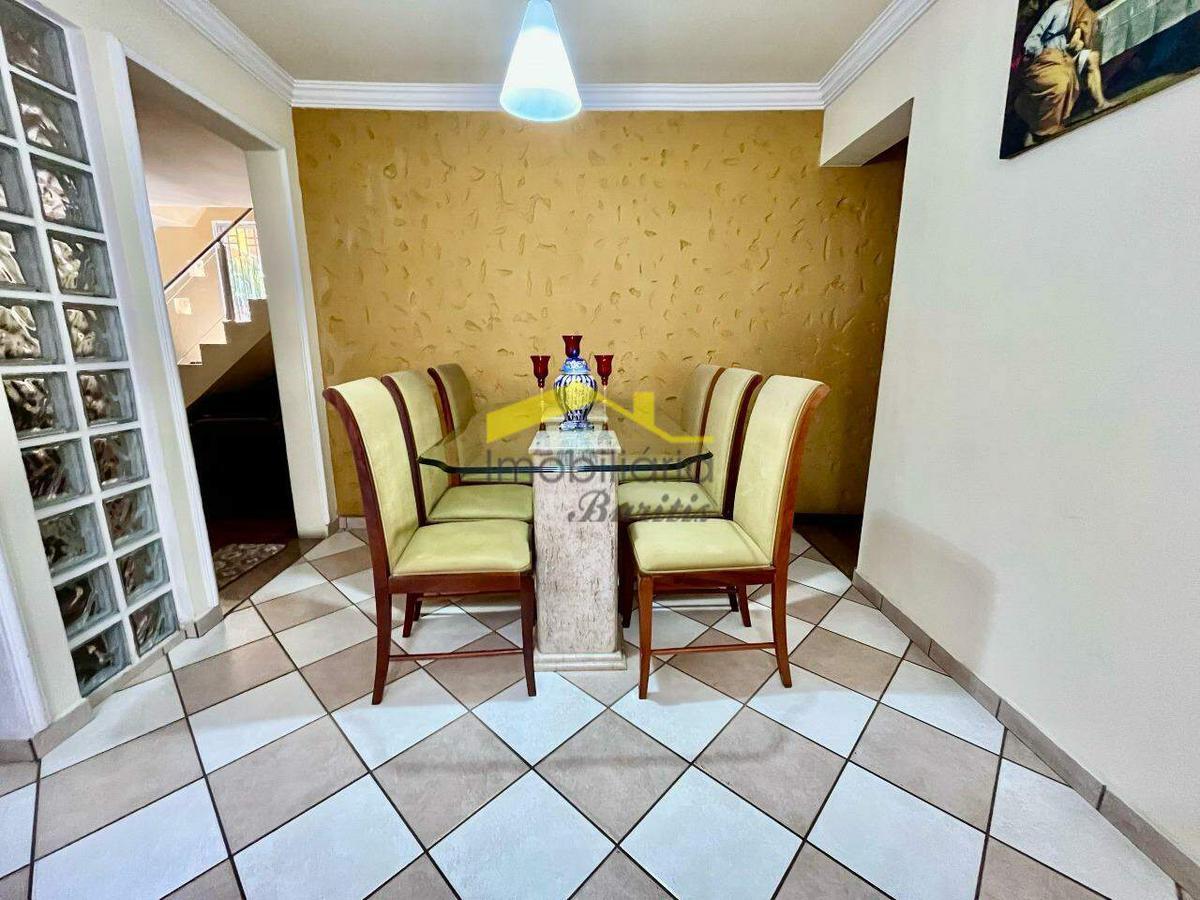 Casa, Marajó, 4 Quartos, 3 Vagas, 1 Suíte