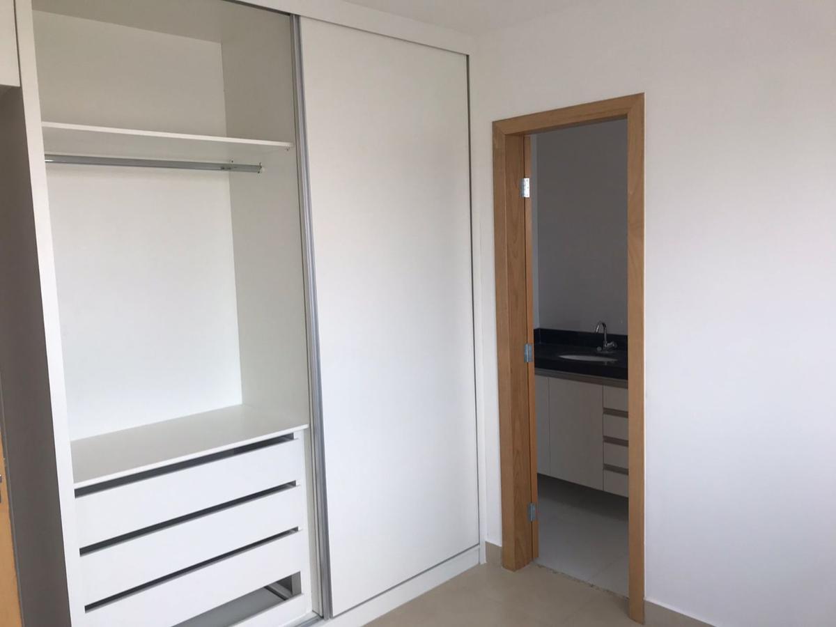 Apartamento, Sagrada Família, 1 Quarto, 1 Vaga
