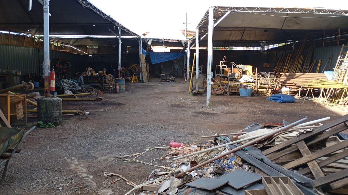 Lote, Bandeirantes (pampulha), 0 Quarto, 0 Vaga