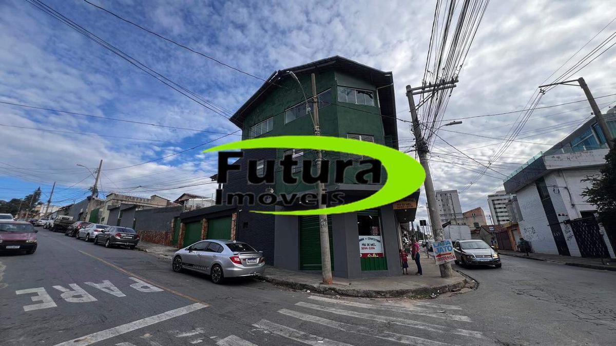 Casa, Miramar (barreiro), 4 Quartos, 2 Vagas, 2 Suítes