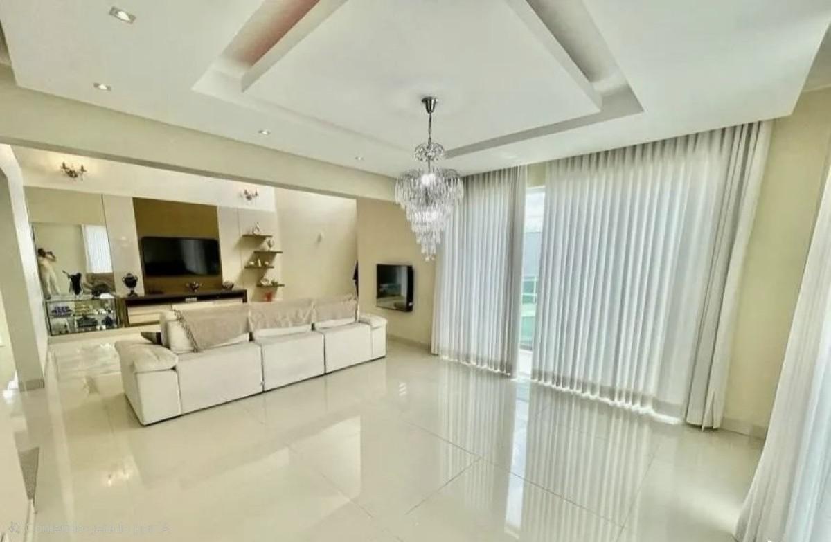 Casa, Trevo, 4 Quartos, 10 Vagas, 4 Suítes